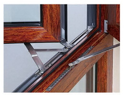 狂風暴雨來襲,你家的門窗HOLD得住嗎?